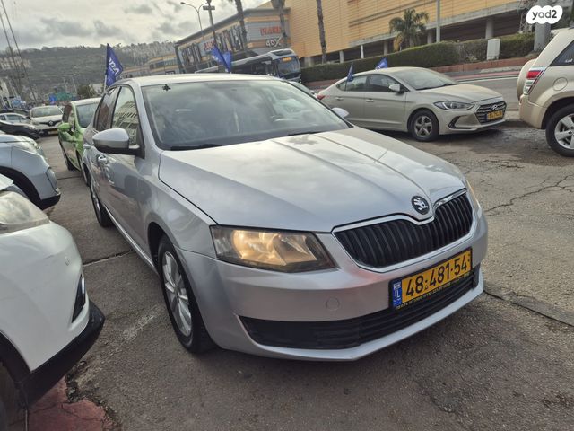 סקודה אוקטביה