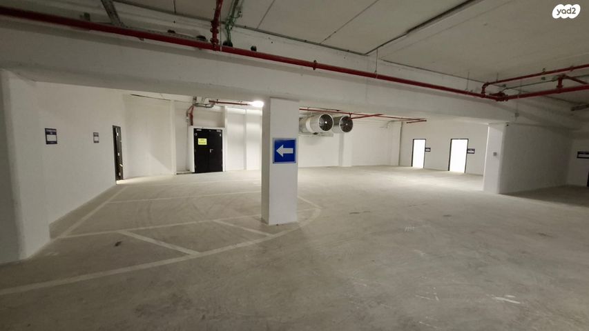 מחסנים, היהלומים 19, קרית איתנים, אשדוד