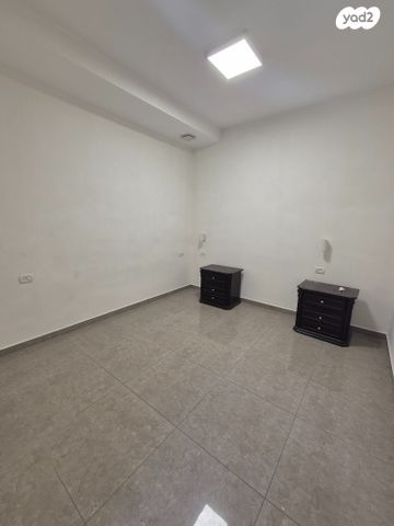 בית פרטי/ קוטג', בצלאל בצרווי, פסגת זאב, ירושלים