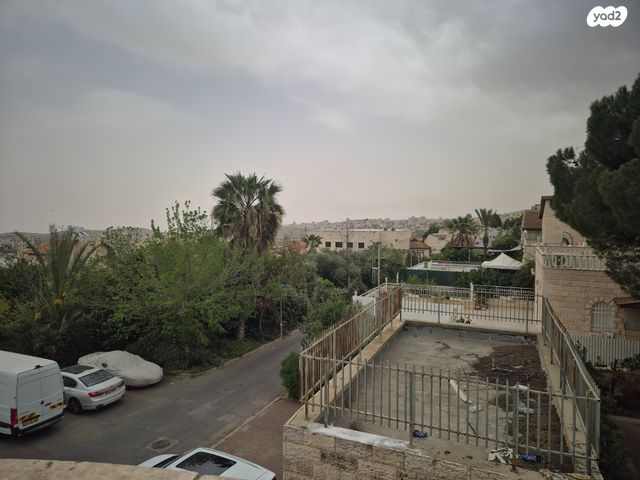 בצלאל בצרווי 