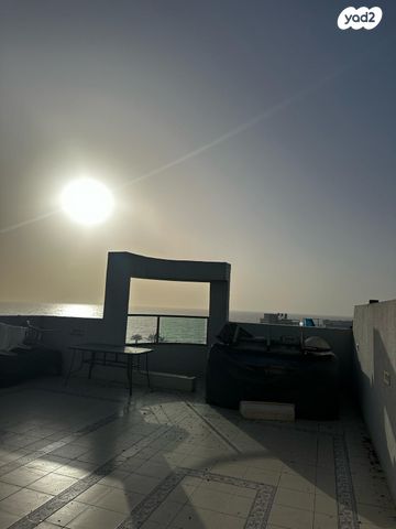 גג/ פנטהאוז, עיר, מרכז העיר, נהריה