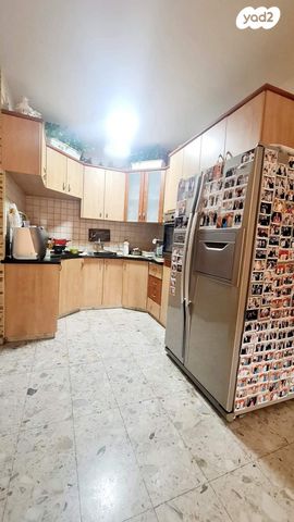 דירה, מוצקין 13, שפרינצק, רמלה