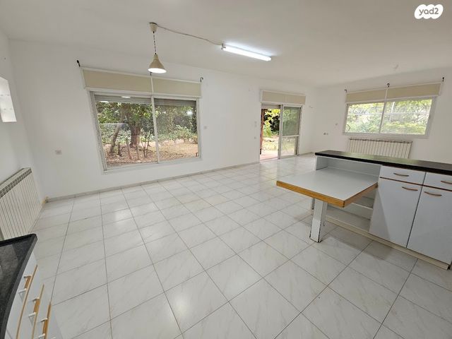 בית פרטי/ קוטג', רימון, שבעת המינים, כפר ורדים