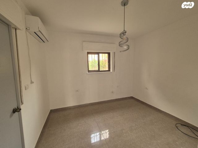 בית פרטי/ קוטג', בצלאל בצרווי, פסגת זאב, ירושלים