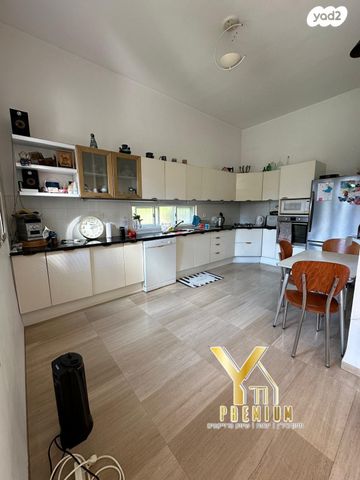 בית פרטי/ קוטג', ברק, מוצקין הותיקה, קרית מוצקין