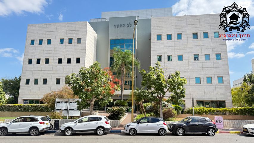 חיים פקריס 4