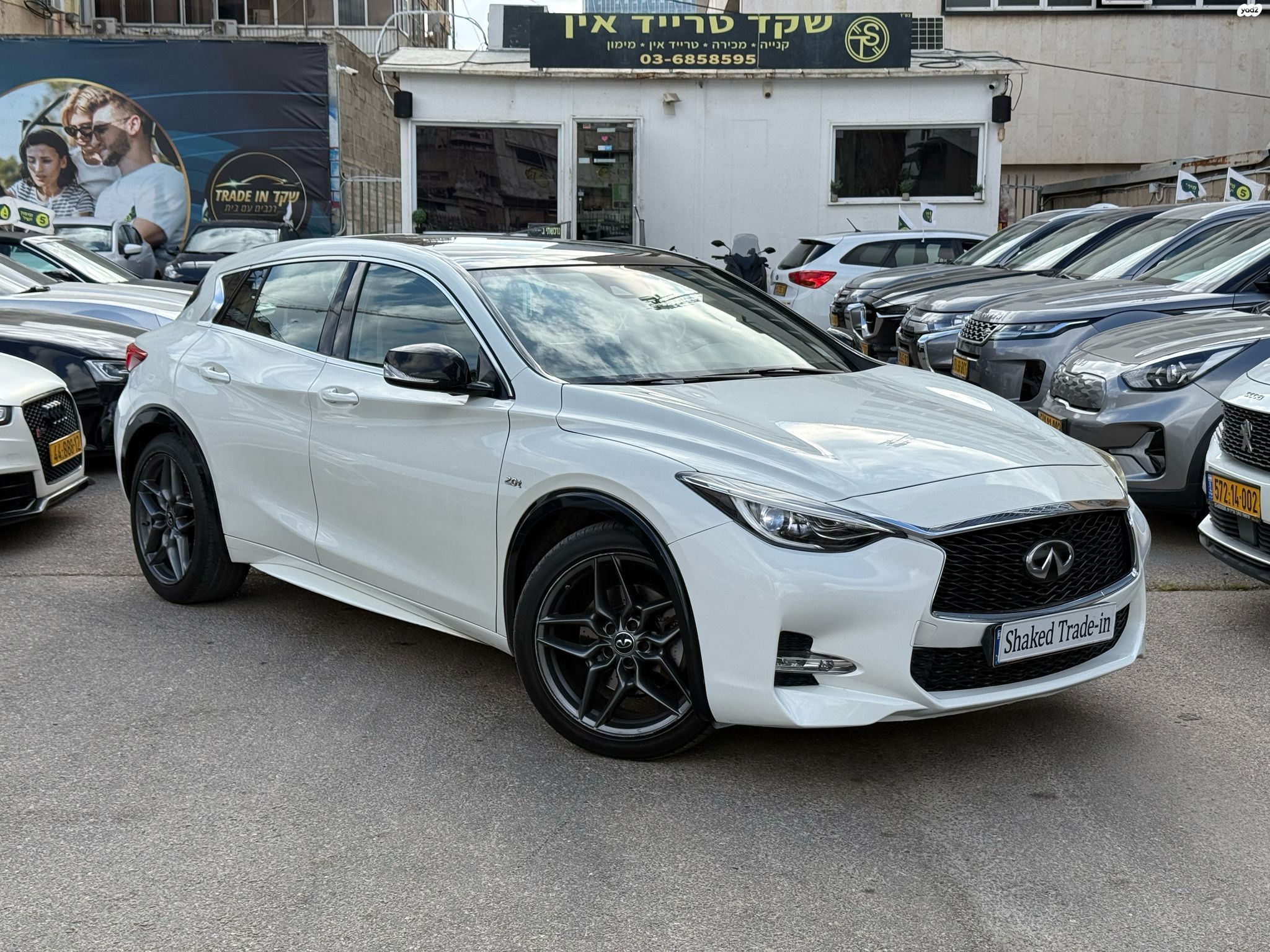 מודעת רכב אינפיניטי Q30