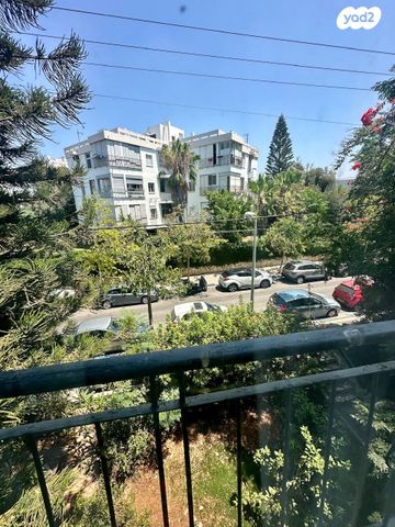 כללי, תל אביב יפו