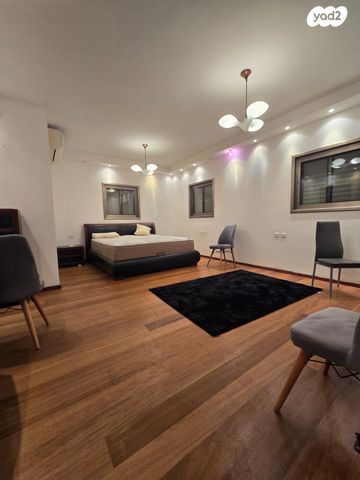 דופלקס, מרדכי מוטלה רוזנשטיין, רמב"ם, ראשון לציון