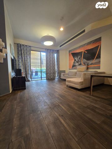 דופלקס, מרדכי מוטלה רוזנשטיין, רמב"ם, ראשון לציון