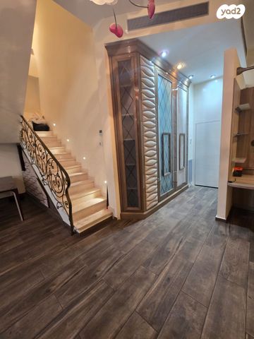 דופלקס, מרדכי מוטלה רוזנשטיין, רמב"ם, ראשון לציון