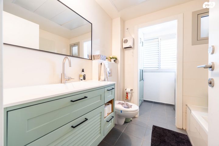 גג/ פנטהאוז, יוני נתניהו, הדר המושבות החדשה / אם המושבות החדשה, פתח תקווה