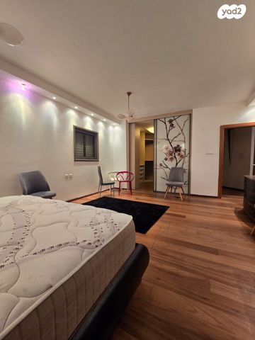 דופלקס, מרדכי מוטלה רוזנשטיין, רמב"ם, ראשון לציון