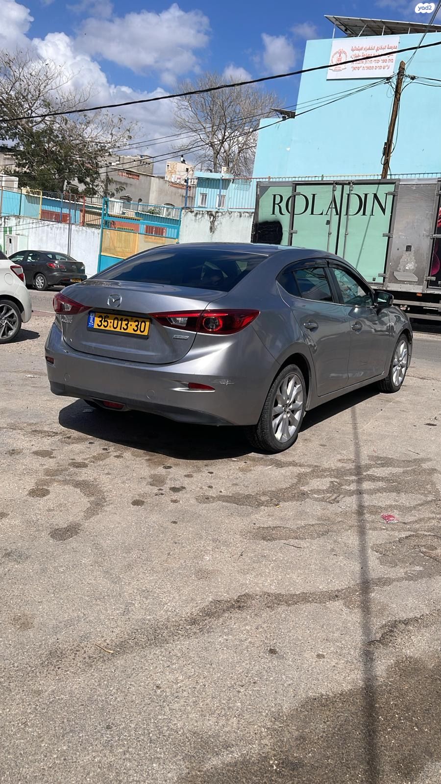 מודעת רכב מאזדה 3