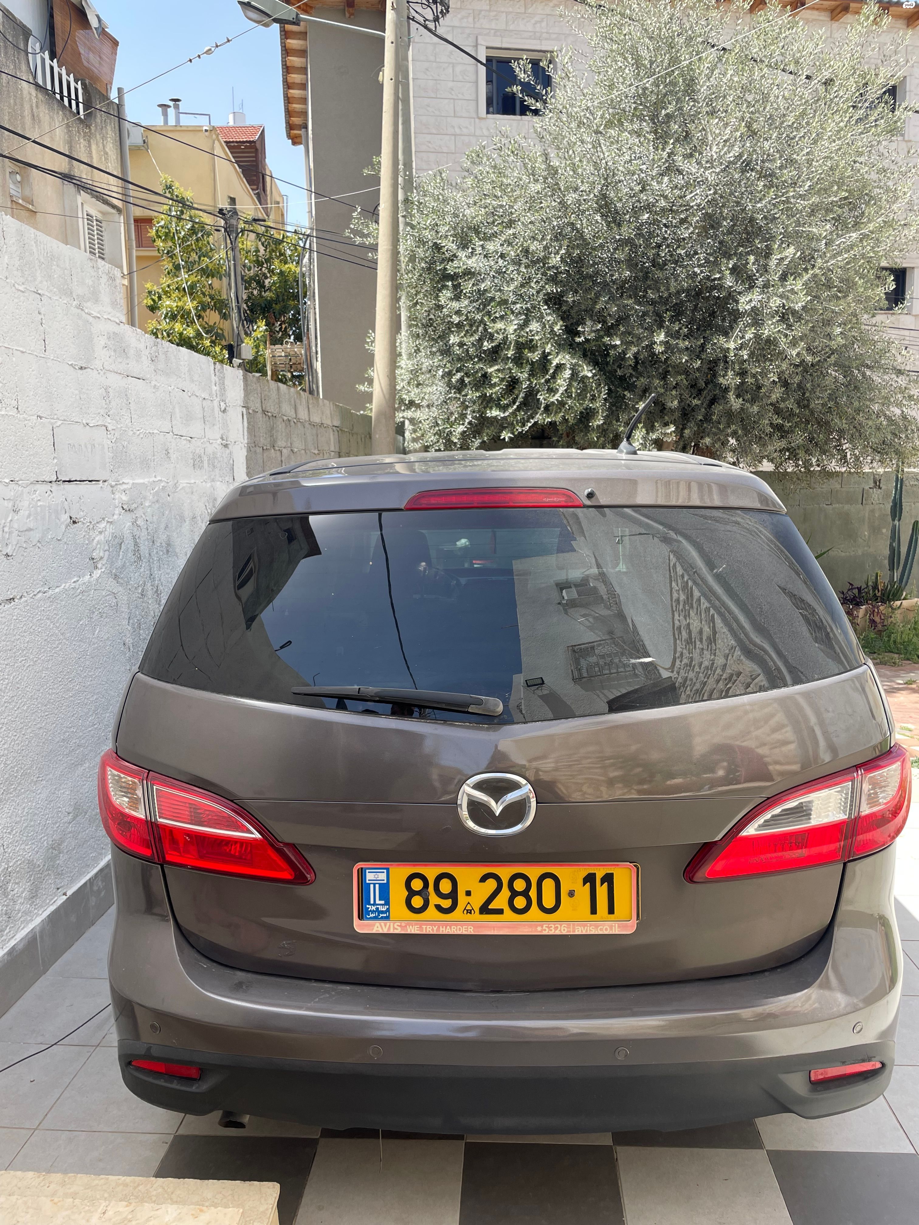 מודעת רכב מאזדה 5