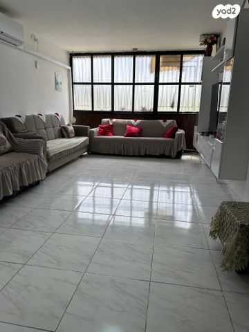 אבשלום חביב 5