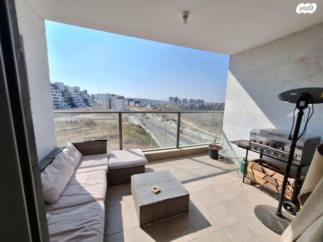 גולדה מאיר 30
