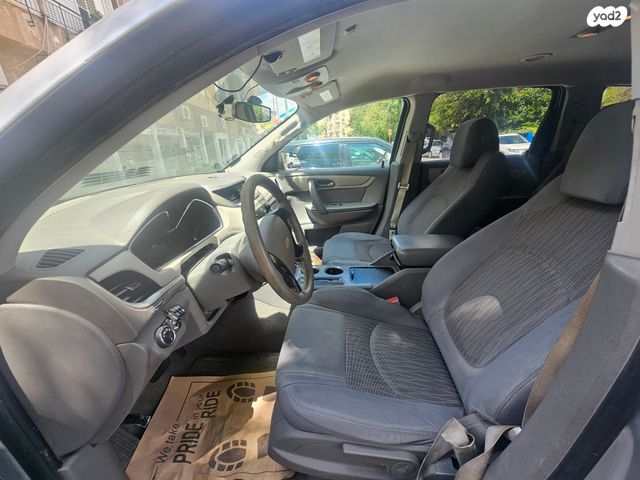 שברולט טראוורס