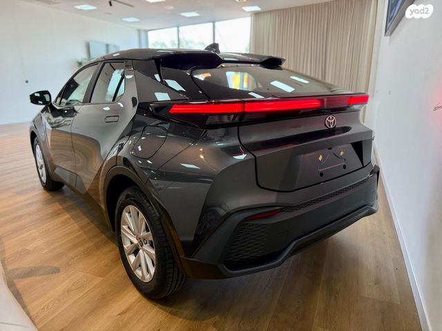 טויוטה C-HR