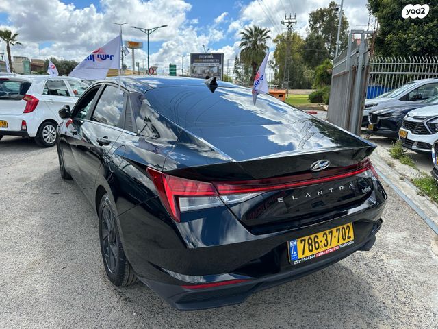 יונדאי אלנטרה