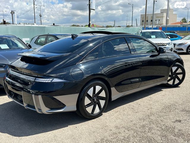 יונדאי איוניק 6