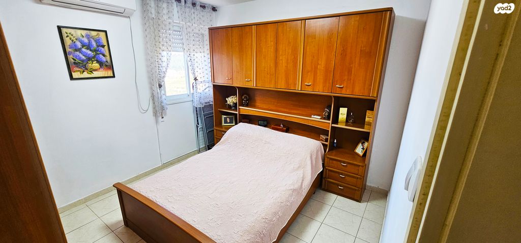 דירה, התימורים, פנחס ספיר, מגדל העמק