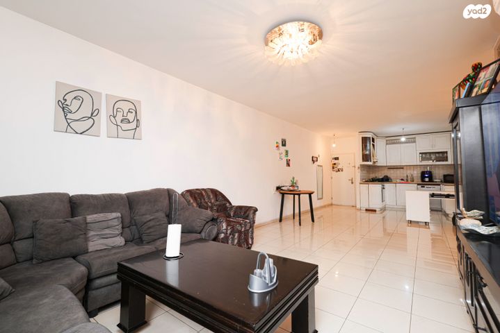 דירה, שדרות גולדה מאיר, נתניה