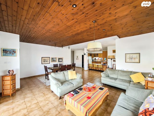 בית פרטי/ קוטג', טרומפלדור, נתניה