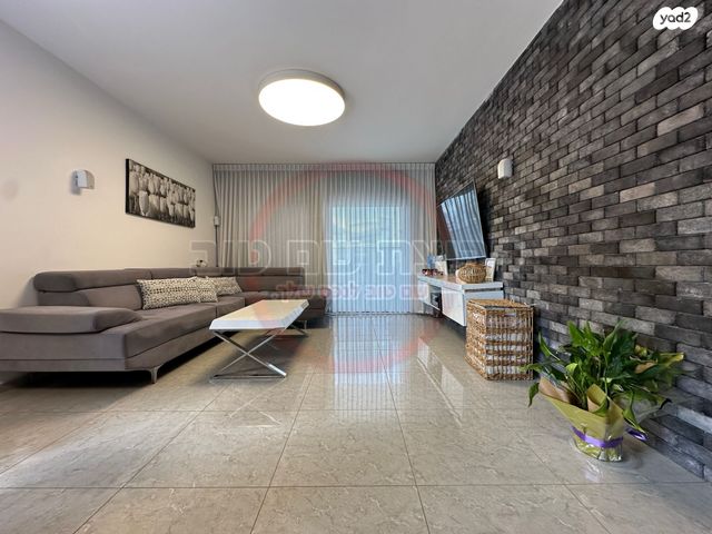 דירה, שוהם, רובע יזרעאל סביוני העמק, עפולה