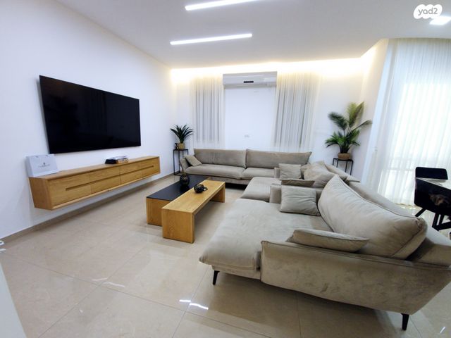 בית פרטי/ קוטג', הקסטל, היובל, אור עקיבא