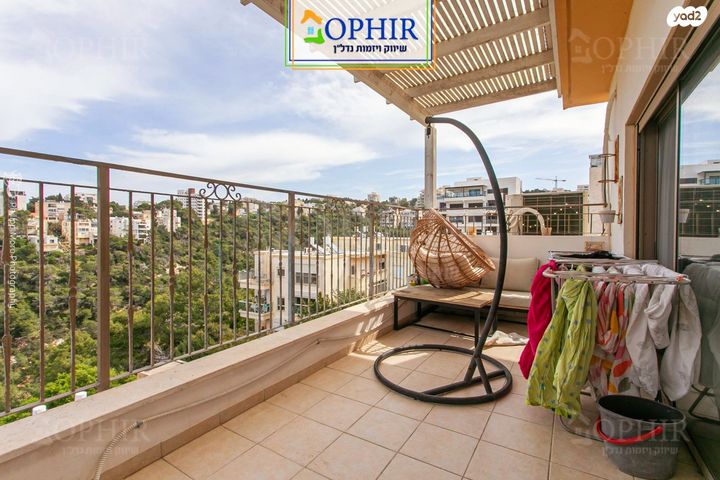 גג/ פנטהאוז, אלכסנדר ינאי, כרמליה, חיפה