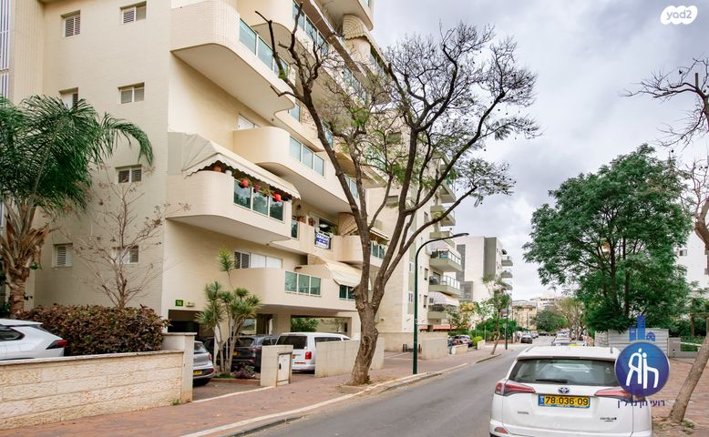 דירה, הפלמ"ח, רמת ורבר, פתח תקווה