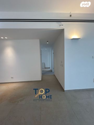 דירה, אמנון ליפקין שחק, נתניה