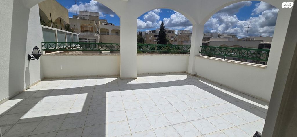 דירה, כרמיאל