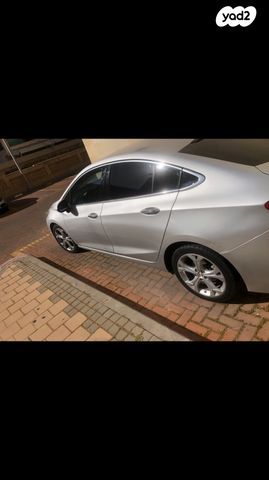 שברולט קרוז