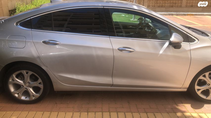 שברולט קרוז