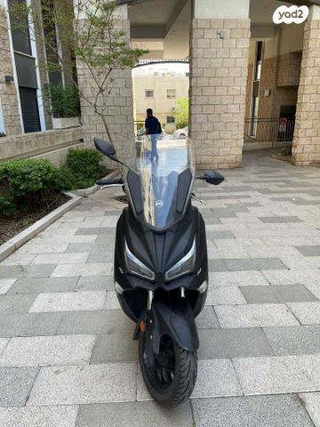 מודעת רכב סאן יאנג ג'וי-מקס 250