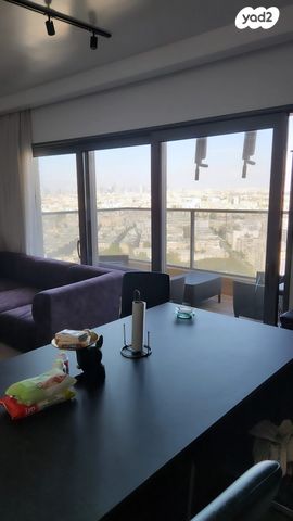 דירה, יצחק שדה 8, דרום מערב ותיק, בת ים