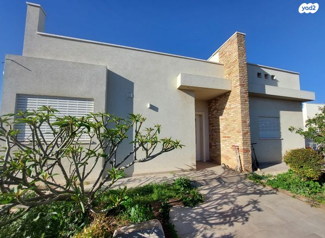 בית פרטי/ קוטג', הזיתים 1, אלומות, אלומות