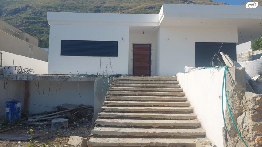 בית פרטי/ קוטג', חפצי בה