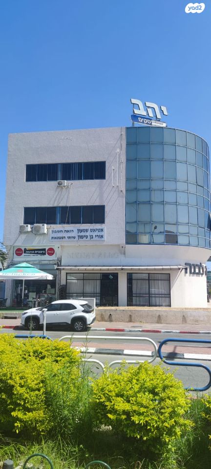 הבנאים 7