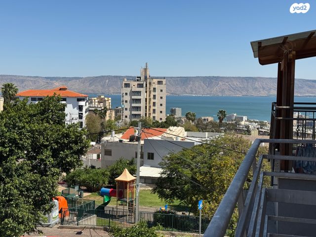 דירת גן, אחוזת כנרת, טבריה