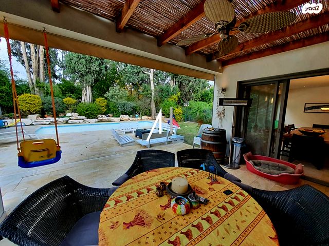 בית פרטי/ קוטג', גני יהודה, סביון