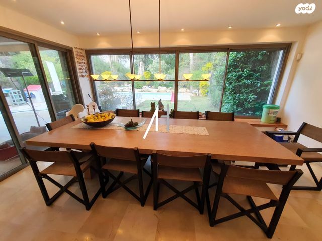 בית פרטי/ קוטג', גני יהודה, סביון