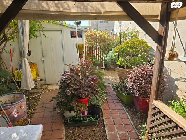 דירת גן, הכרמל, היובל, אור עקיבא