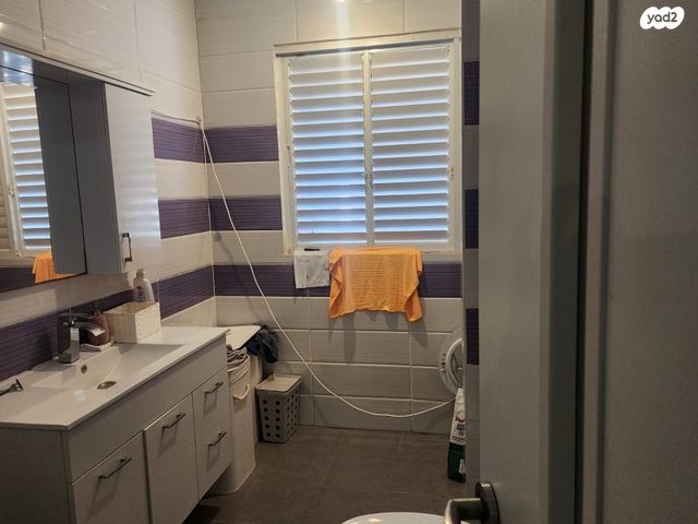 דירה, אורות, אור עקיבא