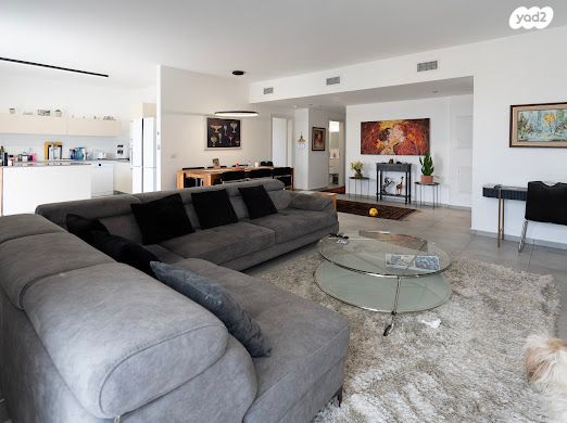 גג/ פנטהאוז, שכונת חשמונאים, מרכז העיר א, רמת גן