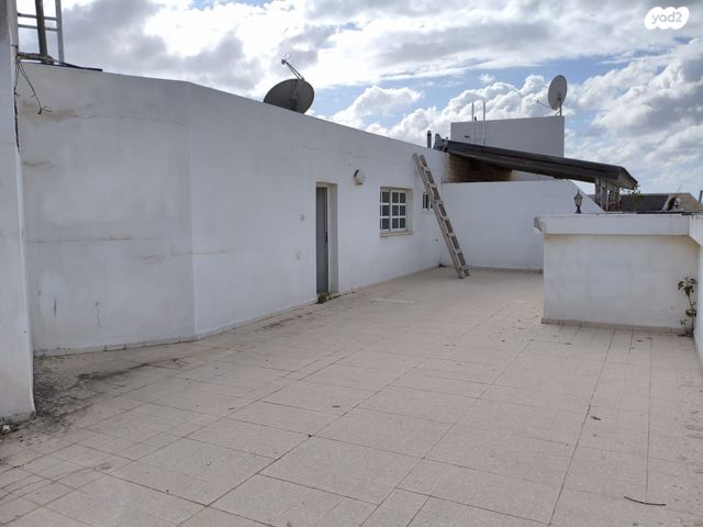 גג/ פנטהאוז, הרותם, קרית ראשון, ראשון לציון