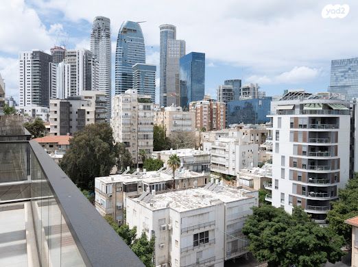 גג/ פנטהאוז, שכונת חשמונאים, מרכז העיר א, רמת גן