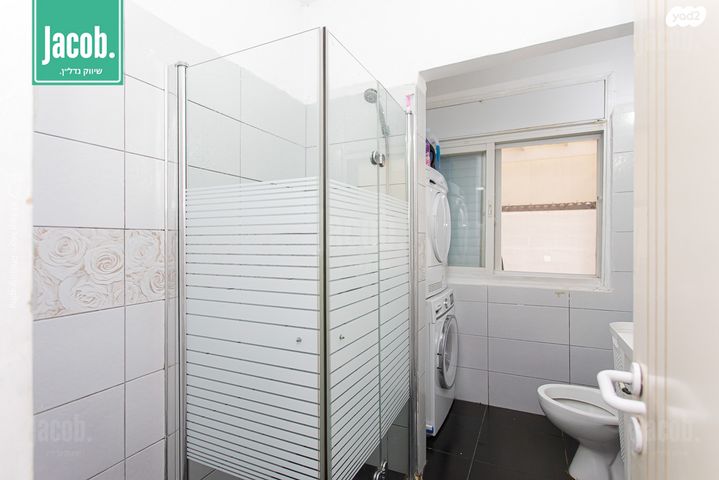 דירת גן, איילת הכרמל, טירת כרמל